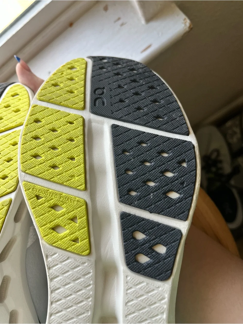 On Running Men’s Cloudsurfer Running Shoes